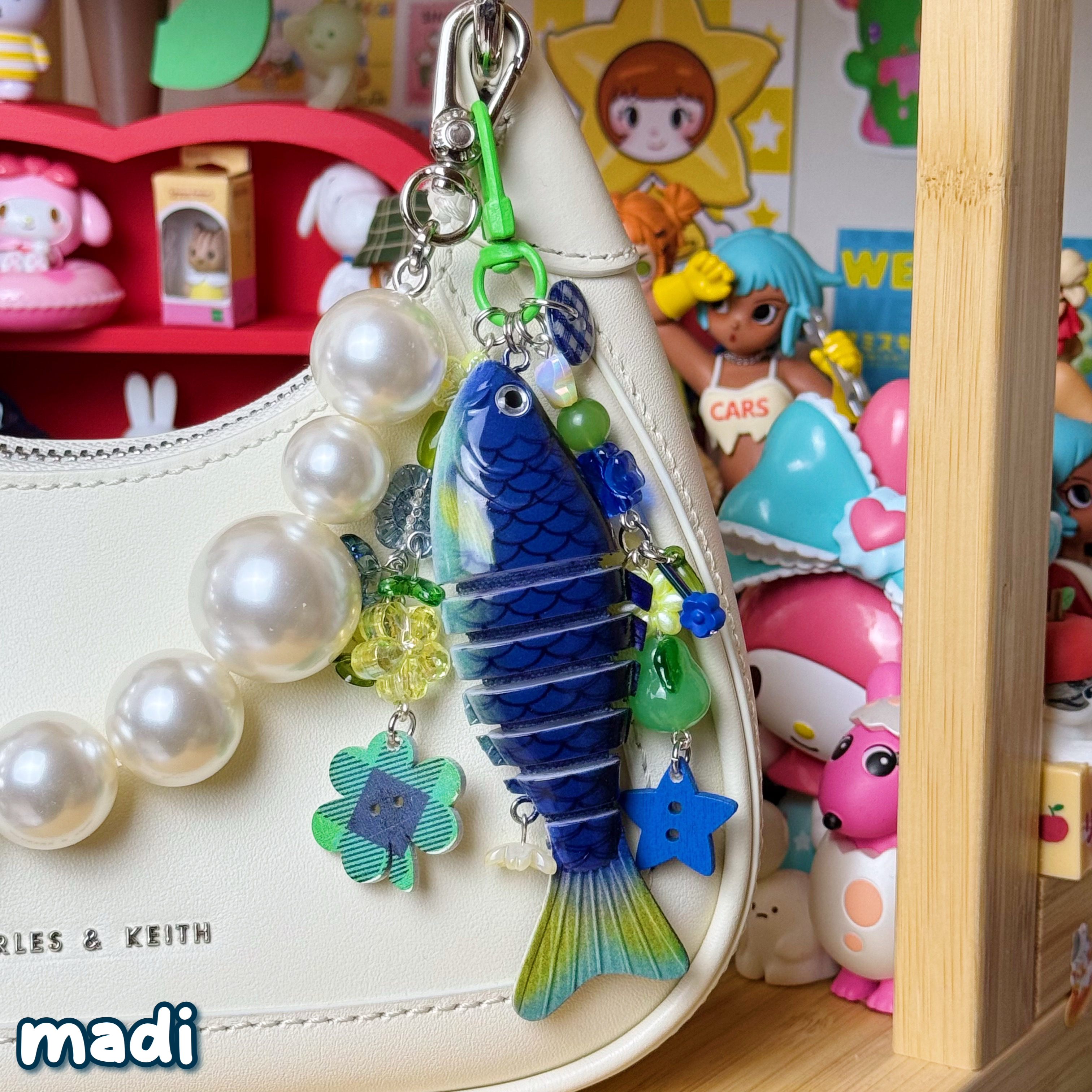 dark blue, green, & yellow madi fish keychain