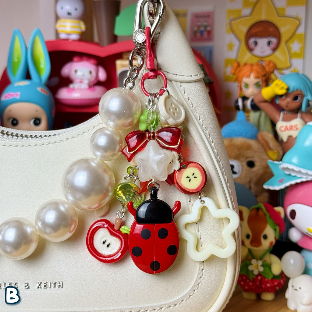 Red ladybug keychain, B
